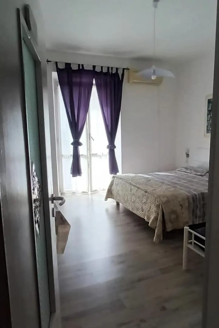 Gaia Accommodation Alghero 0*,  Włochy